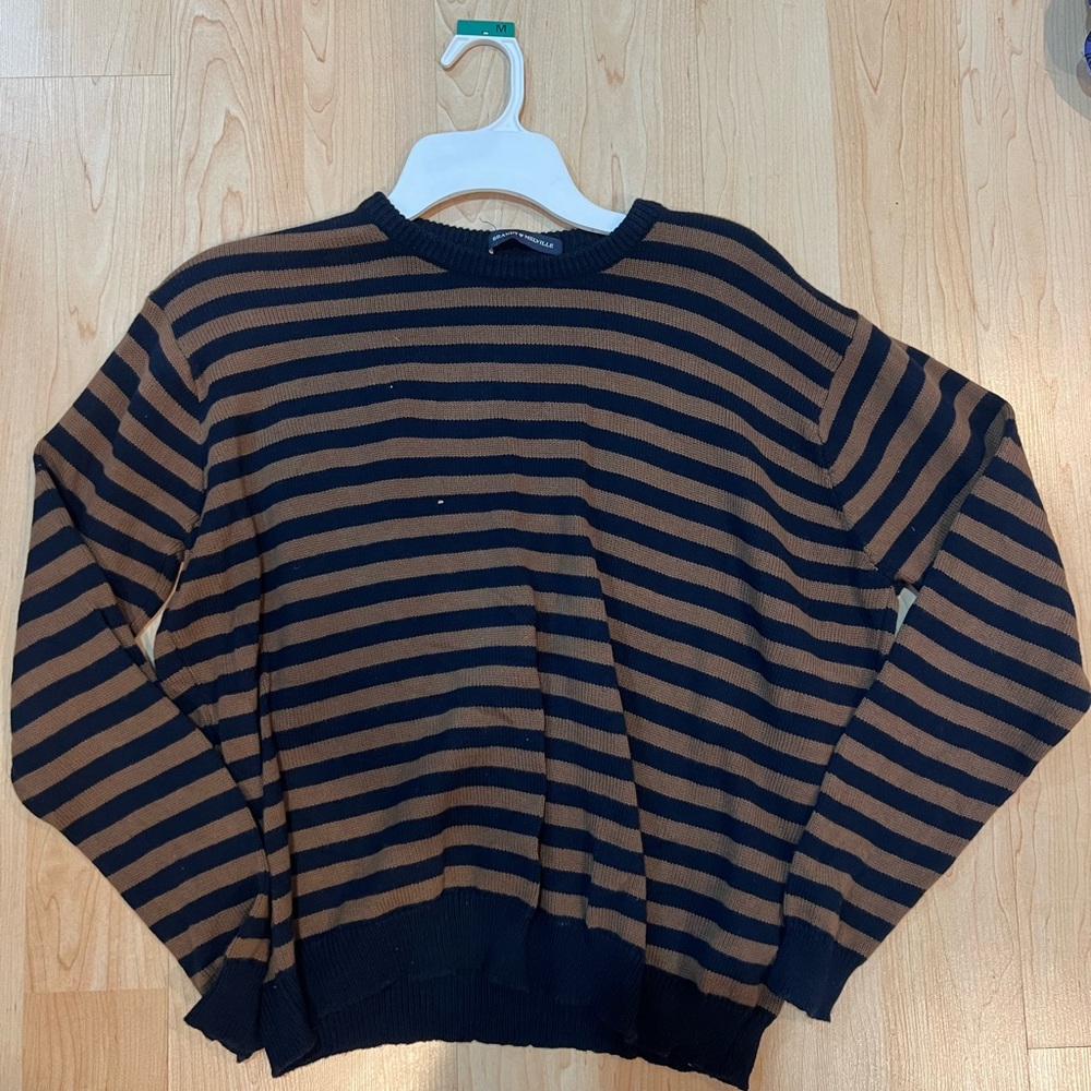 Brandy Melville Sweater